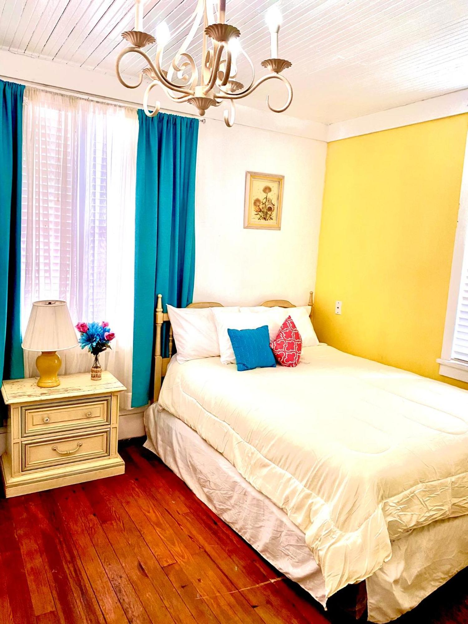 Bella'S Boutique Hotel Hemingway Exterior photo